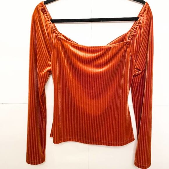 NWT All‎ In Favor Orange Ribbed Velvet Bow Back Top - Picture 9 of 10